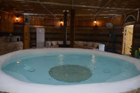 Отель Shkutai Hottub Arava  Tzofar